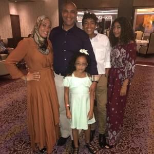 Meet your Posher, Amany